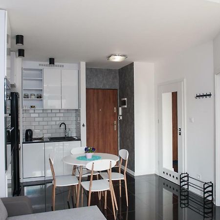 Apartament Winogrady Hawelanska Poznań Exterior foto